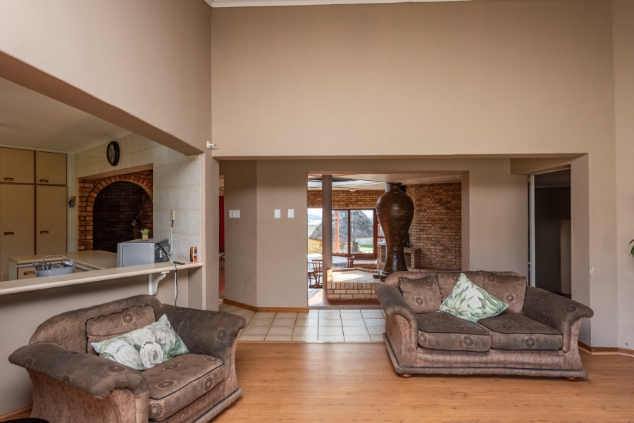 4 Bedroom Property for Sale in Lovemore Heights Estate Eastern Cape